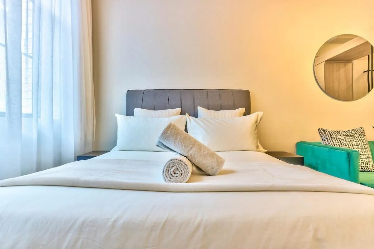 Luxurious Designer Gem Located At The Harri Apartment Cape Town