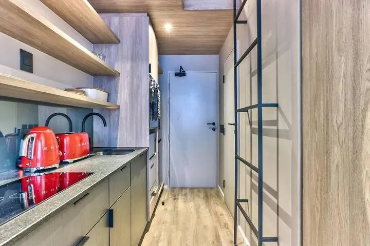 Luxurious Designer Gem Located At The Harri Apartment Cape Town
