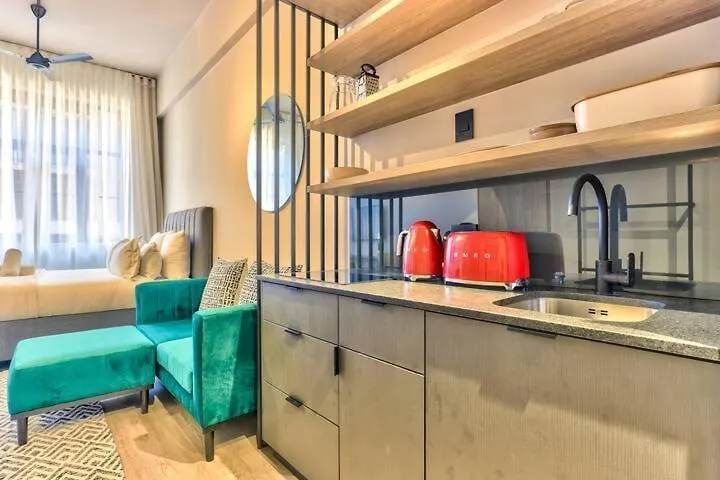 Luxurious Designer Gem Located At The Harri Apartment Cape Town